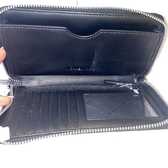 MK wallet - Picture 2 of 2